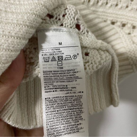 OLD NAVY-100% cotton crochet tank - Picture 3 of 3